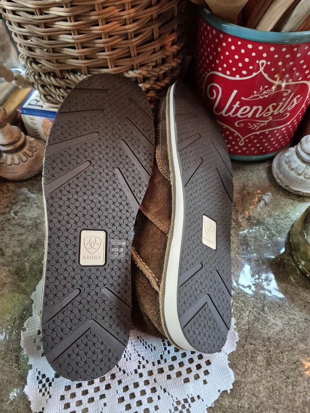 Ariat new without